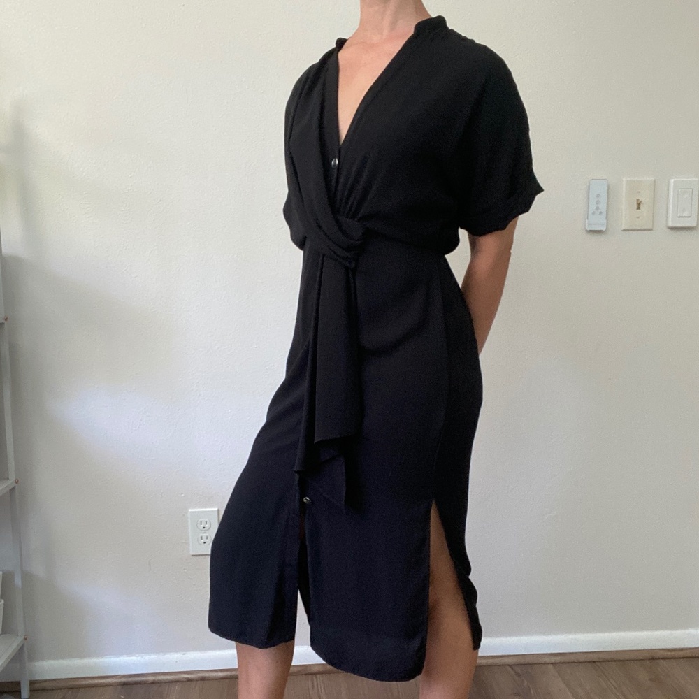 Zara Short Sleeve Black Shirt Drape Dress with knot detail - Small